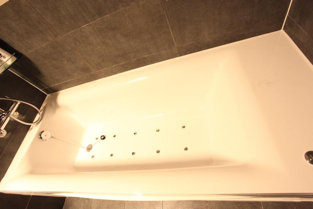 Hotel Pharaoh Seul Dış mekan fotoğraf