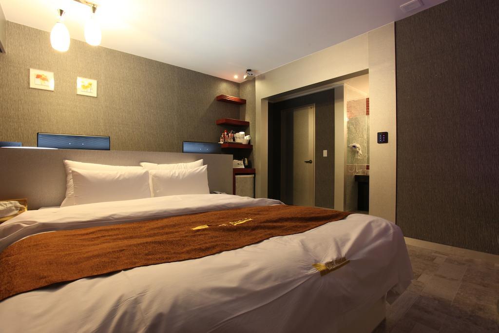 Hotel Pharaoh Seul Dış mekan fotoğraf